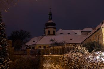 Kostelec nad Černými lesy - zima, noční (© Jan Pospisil, 02/2013)