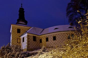 Kostelec nad Černými lesy - zima, noční (© Jan Pospisil, 02/2013)