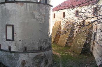  ( © Petr Turyna 04/2005)
