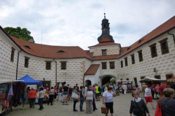 zámek Kostelec nad Černými Lesy (© Vlastislav Mareček, 05/2016)