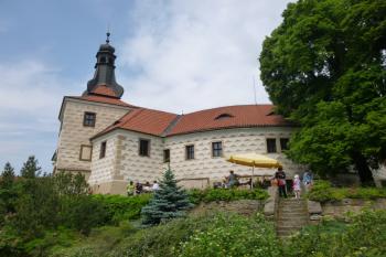 zámek Kostelec nad Černými Lesy (© Vlastislav Mareček, 05/2016)
