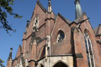 Hlavní (jižní) průčelí ( © Ivan Grisa 08/2011)
