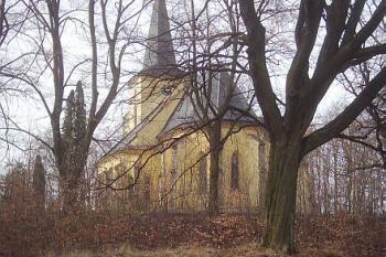 Kostelec u Heřmanova Městce ( © Michal Merkl 04/2005)