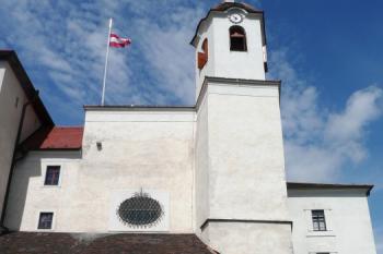 strážní věžice v severovýchodním nároží jádra hradu ( © Jan P. Štěpánek 06/2009)