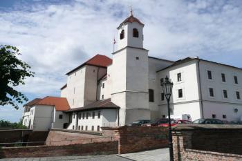 severovýchodní nároží jádra hradu ( © Jan P. Štěpánek 06/2009)