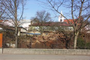 jižní hradba s baštou (© Karel Husák, 03/2010)