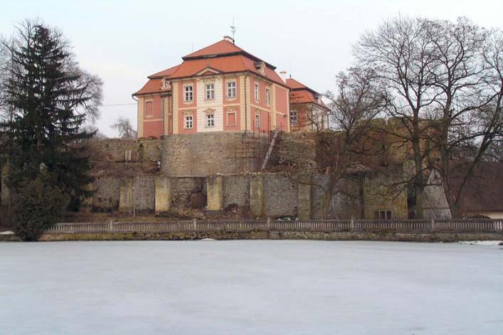 Chvalkovice