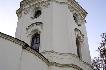 kaple sv. Anny zvnějšku (© de.ardoise 10/2005)