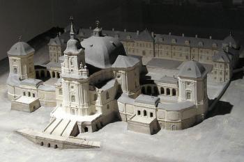 model zamýšlené podoby poutního areálu v Křtinách (Santiniho expozice  ve Žďáru nad Sázavou) (© de ardoise 10/2005)