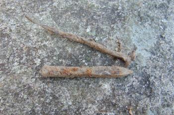 Šipka z kuše nalezena při současném archeol. výzkumu (© Dušan Dohňanský  10/2021)