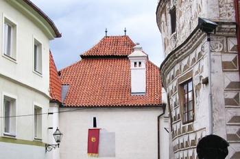 vnitřní Dolní (Písecká) brána ( © Jan P. Štěpánek 07/2004)
