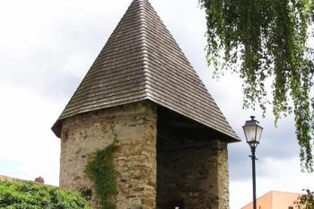 bašta Helvít ve vnějším pásu hradeb ( © Jan P. Štěpánek 07/2004)