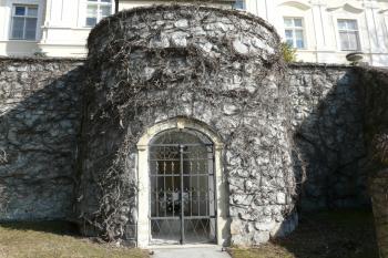 Jesenec (© Jaroslav Šefčík, 02/2012)