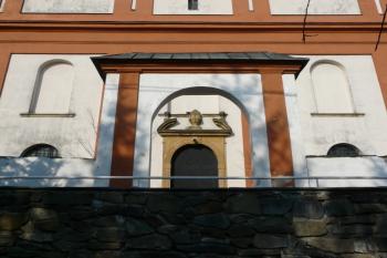 Vstupní portál (© Jaroslav Šefčík, 04/2009)