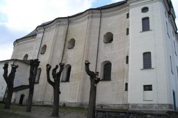 boční fasáda lodi (© de ardoise 04/2005)