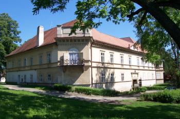 Láškov - pohled od jihu (© Ivo Rozehnal, 06/2012)