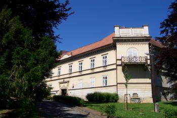 Láškov - zámek (© Ivo Rozehnal, 06/2012)