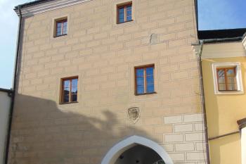 Průjezd v záp. věži od jihu (© Dušan Dohňanský 08/2020)