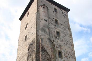 Vstupní věž jádra od severovýchodu ( © Ivan Grisa 07/2011)