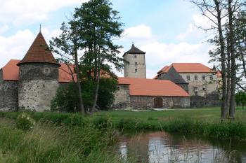 vodní hrad Švihov (© petr kaspar, 07/2013)