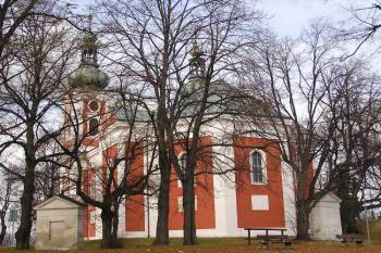 Presbyteriální část poutního kostela (© Jan P. Štěpánek, 11/2006)