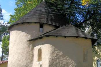Kaple sv. Trojice ve Stonařově ( © Pavel Vítek 09/2007)