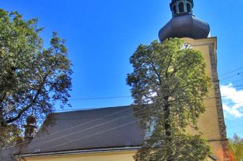 Kostel sv. Václava ve Stonařově ( © Pavel Vítek 11/2011)