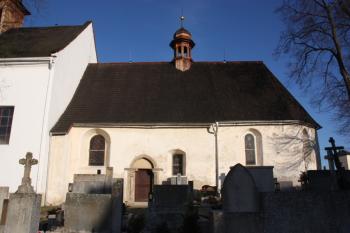 Stará část kostela od jihu ( © Ivan Grisa 12/2009)