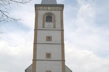 průčelí kostela (© de ardoise 05/2005)