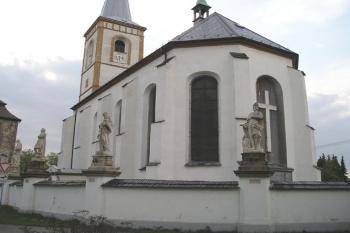 pohled na závěr kostela (© de ardoise  05/2005)