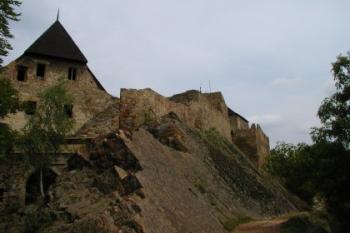 Točník (2003 ©Martin KLIMÁNEK)