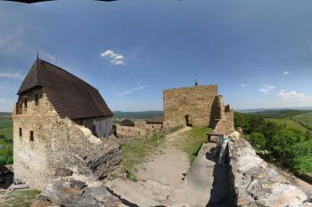 Hrad Točník ( © Jiří Čížek 05/2007)