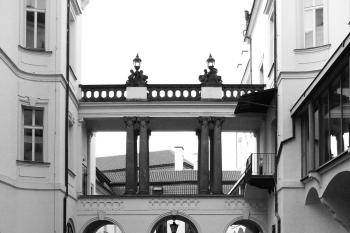 nádvoří (© Václav Kapr, 11/2010)