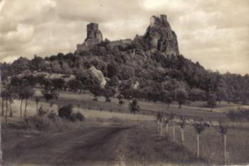 Trosky - pohlednice orazítkovaná r. 1962 (© foto K. Kýhos (Orbis Praha))
