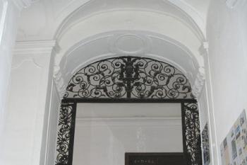 schodiště v klášteře (© de ardoise 05/2005)