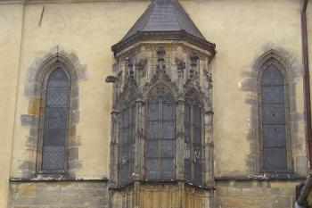 gotická kaple s arkýřem (© de.ardoise 11/2005)