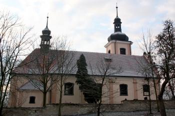 Kostel od severu (© Ivan Grisa 12/2009)