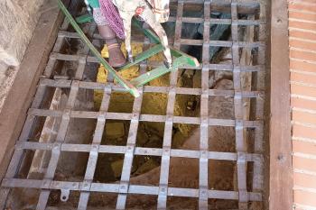  (© Jaroslav Špiroch  09/2025)