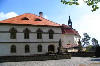 Valdštejn (© Petr Pokorný 05/2006)