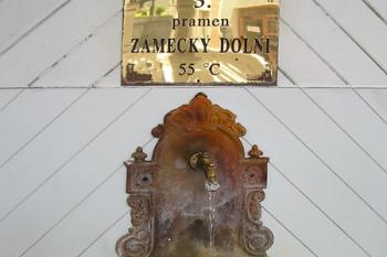 Dolní Zámecký pramen ( © Luděk Pitter 05/2005)