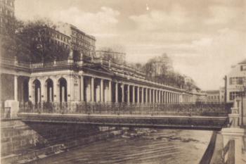 Karlovy Vary - Mlýnská kolonáda  / Pohlednice z počátku 20.století (soukr.sbírka IvoR) ( © anon.)