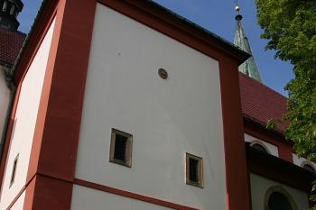 Sakristie s oratoří od severu ( © Ivan Grisa 05/2009)