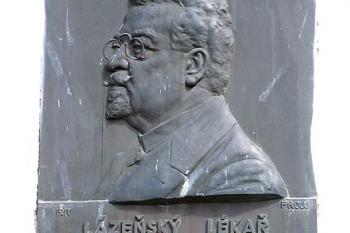 MUDr. Vojtěch Mrázek ( © Luděk Pitter 05/2005)