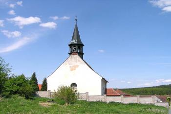 Západní průčelí ( © Luděk Pitter 05/2005)