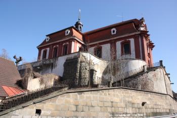 Kostel od severu ( © Ivan Grisa 03/2010)