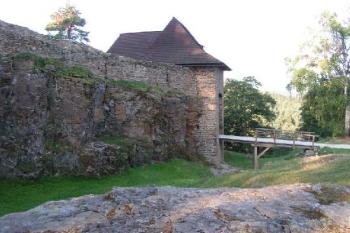 Vstupní brána ( © Petr Turyna 8/2004)