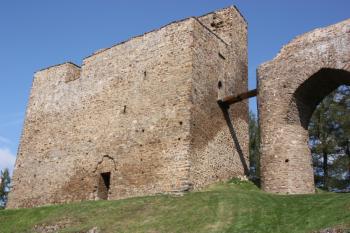 Věž Putna od jihu ( © Ivan Grisa 09/2009)