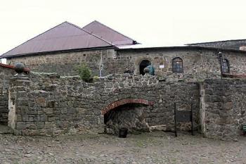 panorama jádra v pohledu z předhradí ( © Pavel Zany Komárek 4/5/2005)
