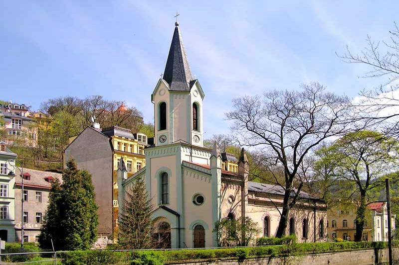 kostel sv. Petra a Pavla