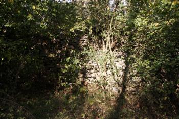 Obvodová hradba ( © Iva Spurná 28.9.2009)